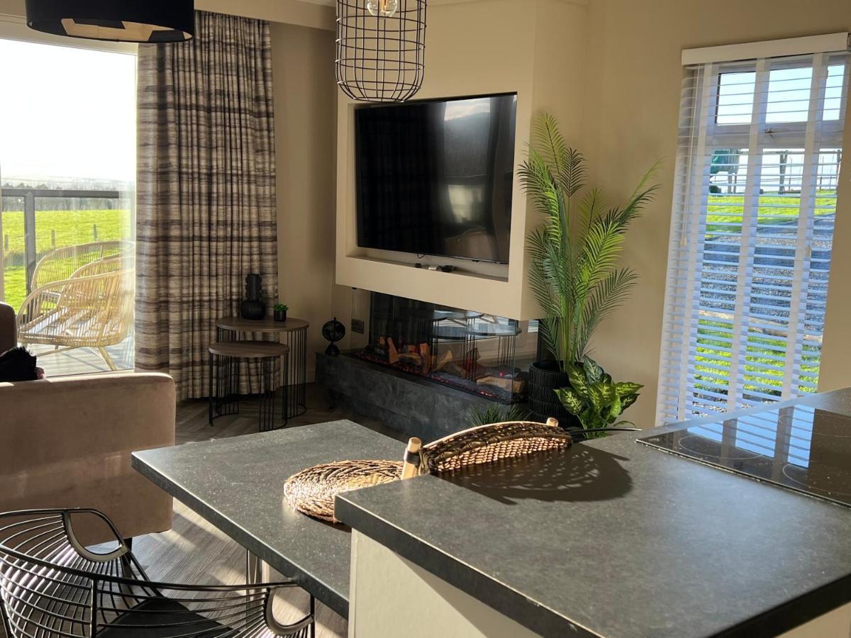 Loudoun Mains Luxury Lodges Newmilns Екстер'єр фото