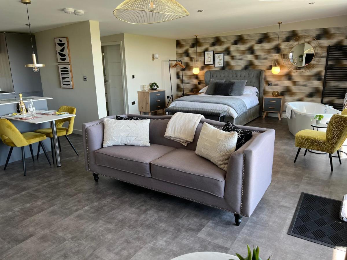 Loudoun Mains Luxury Lodges Newmilns Екстер'єр фото