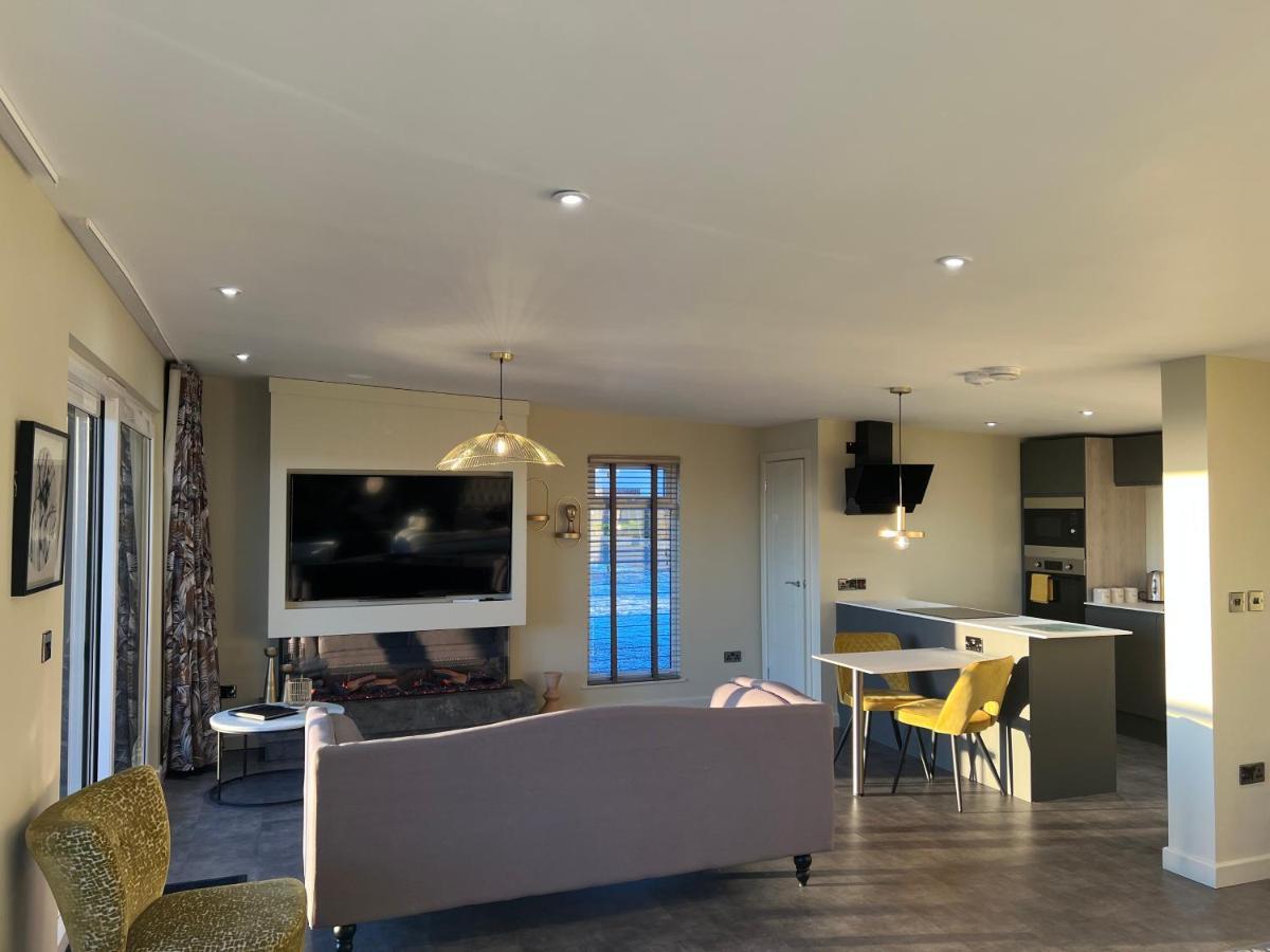 Loudoun Mains Luxury Lodges Newmilns Екстер'єр фото