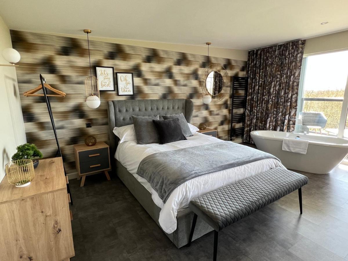 Loudoun Mains Luxury Lodges Newmilns Екстер'єр фото