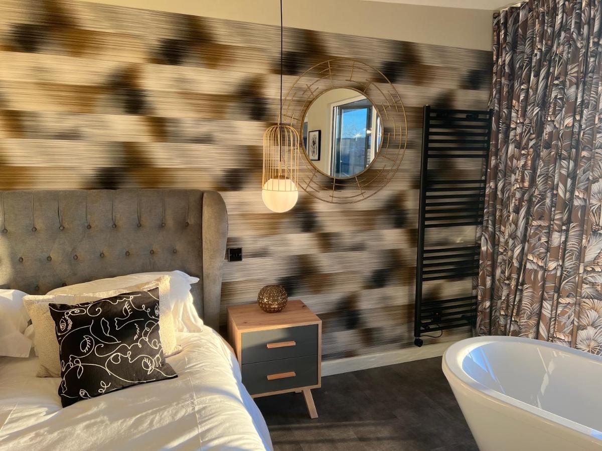 Loudoun Mains Luxury Lodges Newmilns Екстер'єр фото